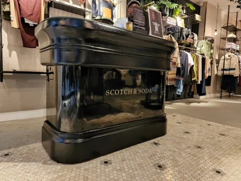 Scotch and Soda retail merchandising unit
